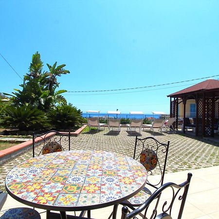 La Pace, Il Sole, Il Mare - Sanremo Casa Indipendente Vista Mare, Posto Auto Privato, Ampio Spazio Esterno Attrezzato, A Pochi Minuti Dalle Spiagge Exterior foto